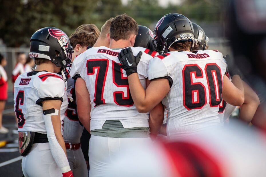 a group of football players